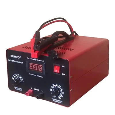 Automatische batterijlader en onderhouder